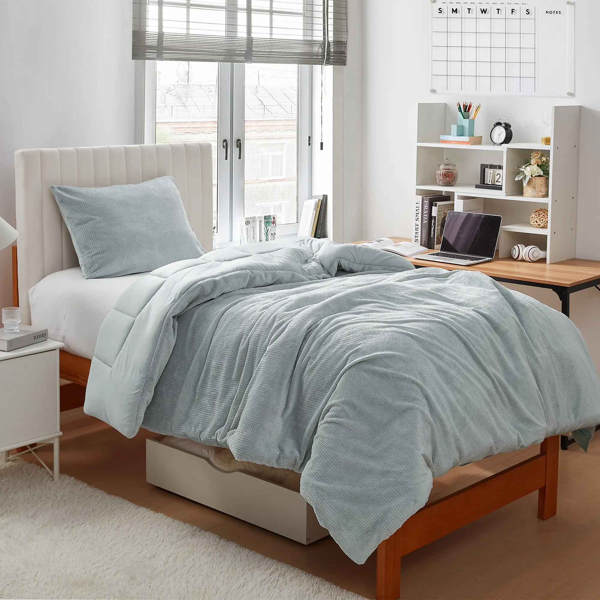 Coma-holic - Coma Inducer Twin XL Comforter