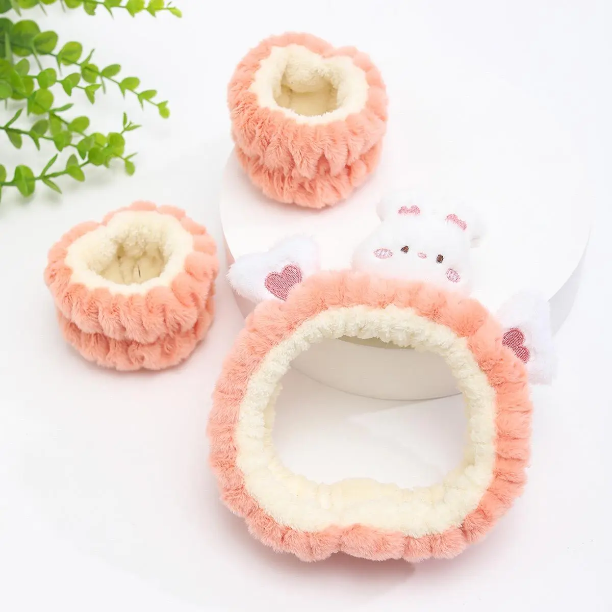 Cute Cartoon Design Hair Band & Wristband Set, 3pcs/set Soft Fluffy Makeup Headbands & Wristbands, Heatless Styling Tool for Home, Outdoor Makeup For Girls
