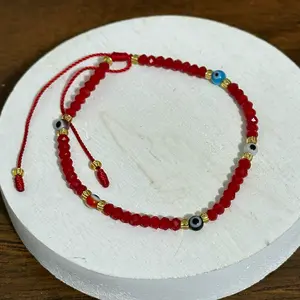 Pulsera hecha a mano con cristales y ojitos para proteccion y buena suerte