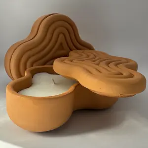 Falling for Chai, 4.4 oz hand-poured coco apricot wax scented 2-wick candle