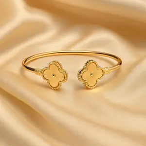 Gold Clover Bracelet – Everyday Luxury Tarnish Free Trendy Aesthetic Jewelry Adjustable Fit Clover Motif Versatile Wear Gold Plated Alloy One Size Fits Most