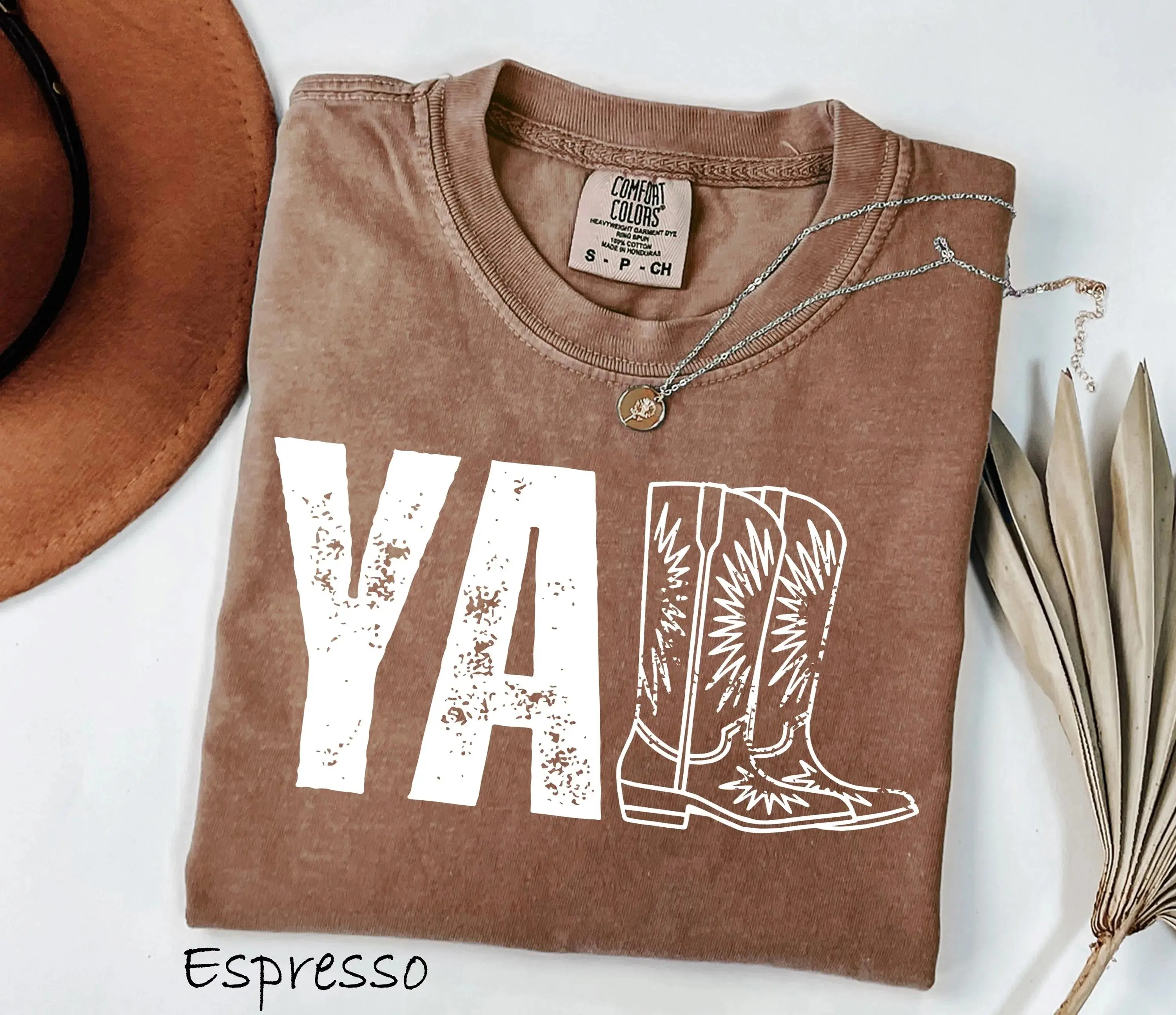 Comfort Colors Y’all Shirt for Women, Retro Country Shirt, Western Graphic Tee with Cowboy Boots, Southern Country Aesthetic Cowgirl T-Shirt