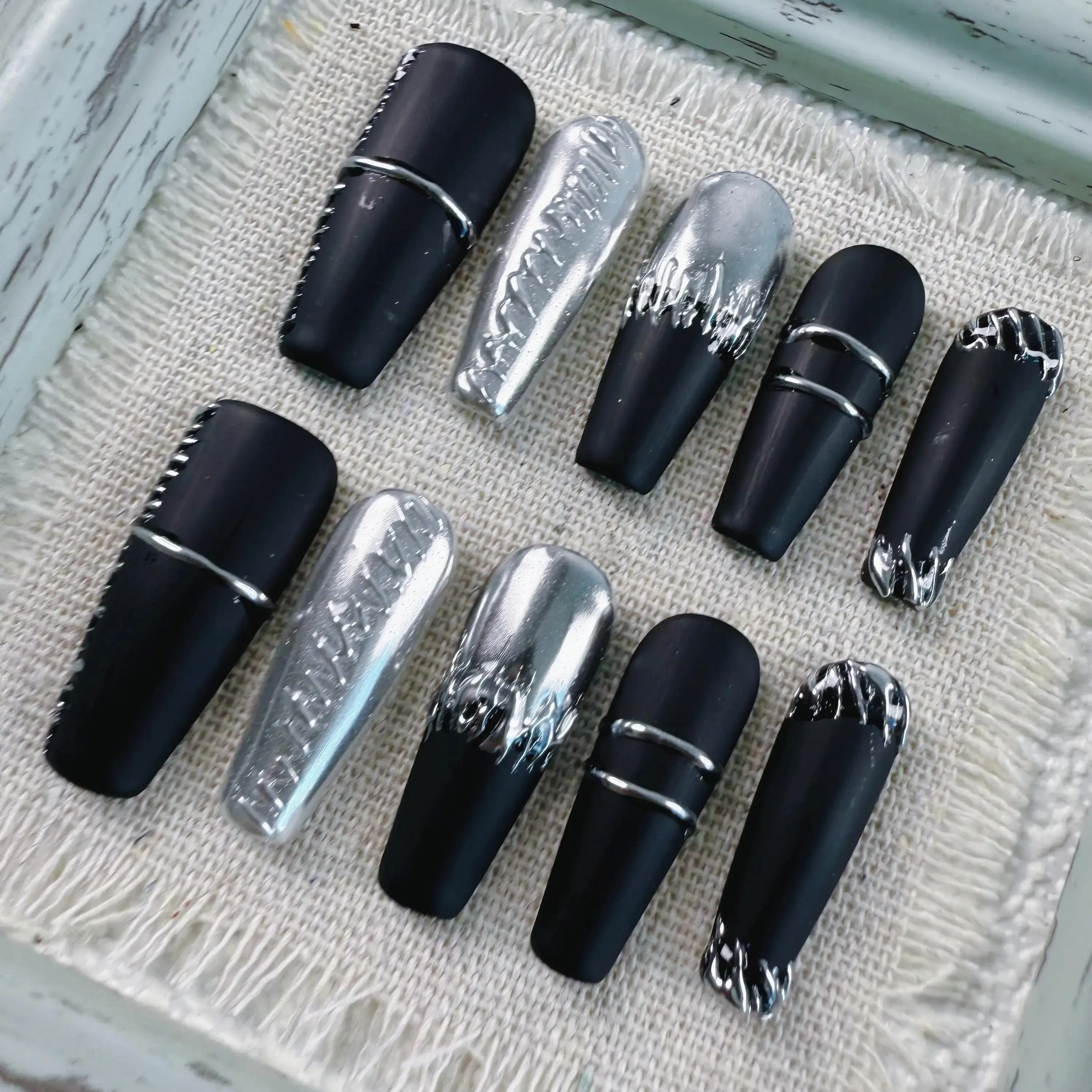 Black and Silver Coffin Press On Nail with Unique Stitch and Flame-Inspired Design, Fake Nail Perfect for Night Out and Rock-Themed Parties