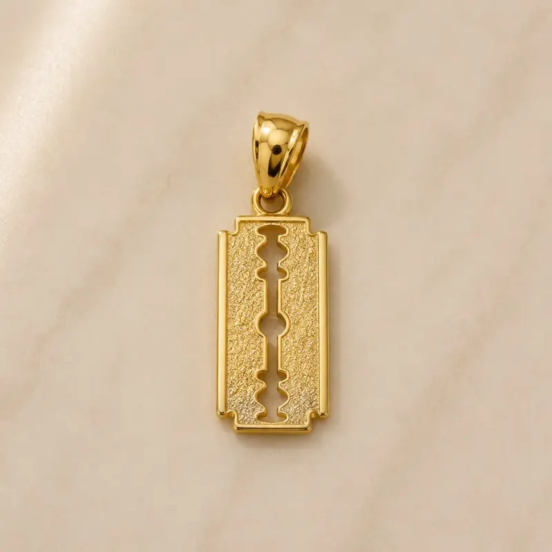 10k Gold Charm, Fashion Accessory for Daily Wear