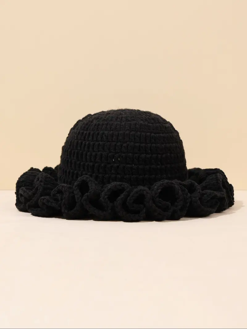 Fluffy white ruffle hat - TikTok Shop display picture 1