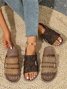 Leopard Print Retro Buckle Braided Sandals for Women, Summer Outdoor Soft Sole Anti-Slip Flip Flops, Comfortable One-Piece Slippers