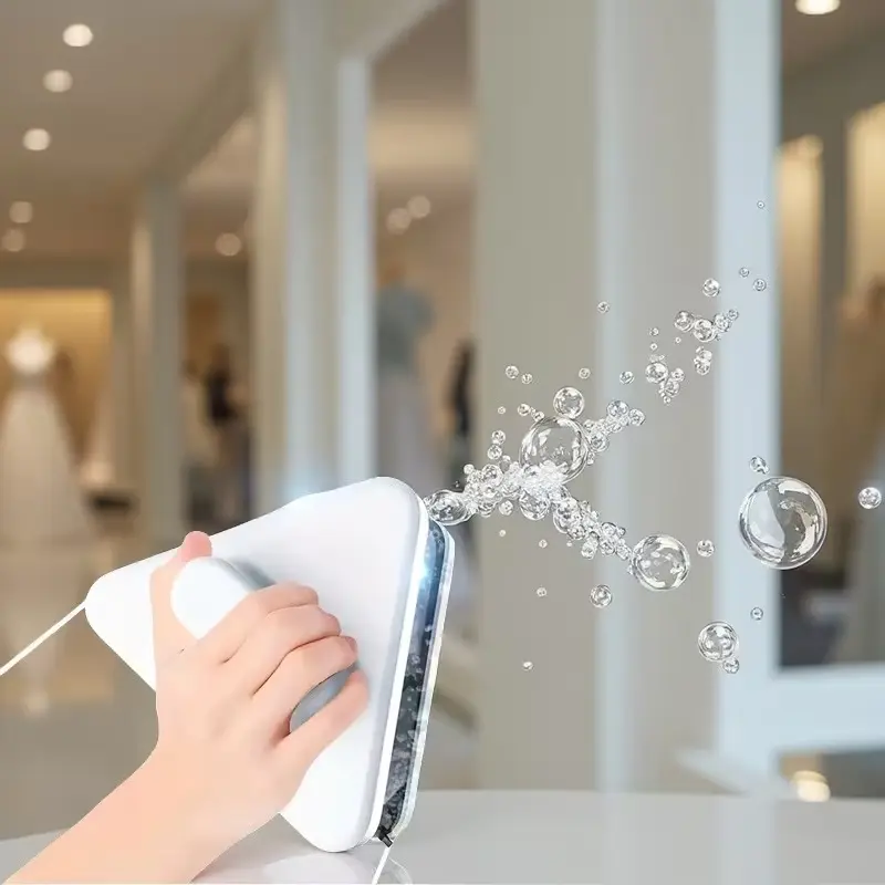 Strong Magnetic Windshield Cleaning Tool, Dual-Sided Glass Scraper with Anti-Fall Safety Rope & Triangle Head Design, Suitable for High-Height Windows, Versatile Cleaning Tool, Cleaning Supplies