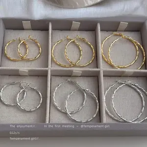 Pair Of  Earrings, Suitable For Women, Elegant Large Circle Design, 925 Silver Color, Hypoallergenic Ear Needles, Suitable For Daily And Vacation Wear, Suitable As Valentine's Day Gift