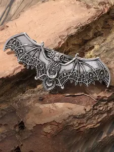 Vintage Gothic Bat Moon Hair Clip, Spring Barrette Hair Accessory, Trendy Fashion Headpiece, Norwegian Style Party Gift, Goddess Hair Clip, Barrettes Hair Clips