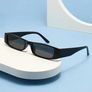 1pc Retro Small Frame Fashion Glasses Men And Women, Square Street Photography Glasses, Wearable Decorative Glasses Home (Metal Chain)