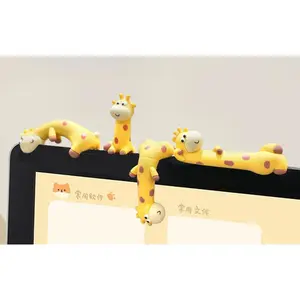 Eye-catching Giraffe Small Ornament for Computer Screen Monitor Car Dashboard Screen Interior Decoration
