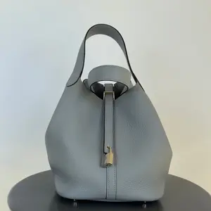 Pre-owned Leather Tote Bags Hermes 2025 Clemence Picotin Lock 22 Gris Pantin
