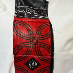 Authentic Somali Shash - Traditional Square-Shaped Scarf with Embroidered Patterns & Cultural Colors for Marital Respect