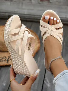 Women's new summer comfortable and soft casual wedged platform sandals, open-toe ankle strap wedge sandals, Classic Sandals, suitable for daily casual outfits, office commuting, summer beach vacations Sandals Wedges