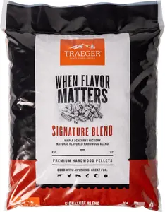 Traeger Grills Signature Blend 100% All-Natural Wood Pellets for Smokers and Pellet Grills, BBQ, Bake, Roast, 18 lb. Bag