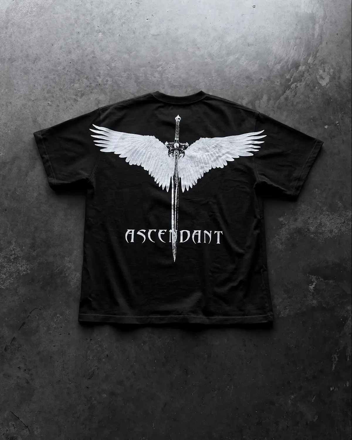 SWORDSMAN TEE - MENSWEAR ATHLETIC OVERSIZED SHORTSLEEVE