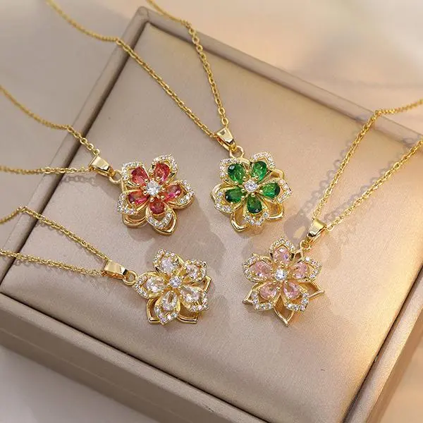 Women's 5-Petal Flower 360° Rotatable Pendant Necklace, Elegant Light Luxury Niche Design High-End Jewelry for Women, Versatile Statement Piece for Key Occasions