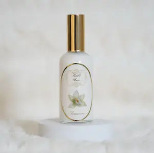 Femmenina Vanilla Lace Hair Mist, Concentrated formula, A Delicate Mist of Lasting Elegance for Your Hair, Lightweigth Vegan