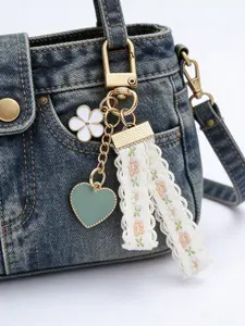 Style Daisy Keychain Pendant, Cute Floral Garden Creative Keyring Decoration, Lace Earbud Stand, Valentine's Day Gift for Her