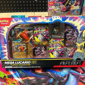 Mega Lucario ex Figure Collection