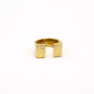 Loita Adjustable Signet Ring in Brass