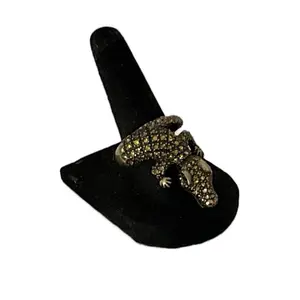 Vintage Alligator Yellow Green Statement Ring Size 8 with Unique Design and Textured Finish