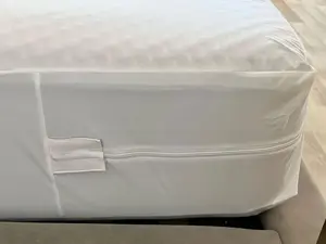 Deluxe Zippered Mattress Encasement