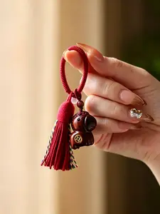 Wooden Pony Tassel Bag Charm Multiple Colors Available Hand-Carved 3d Design: Adorable Little Pony Retro & Soothing Niche & Sophisticated Resistant To Cracking And Fading For Bags, Keys, And Cars