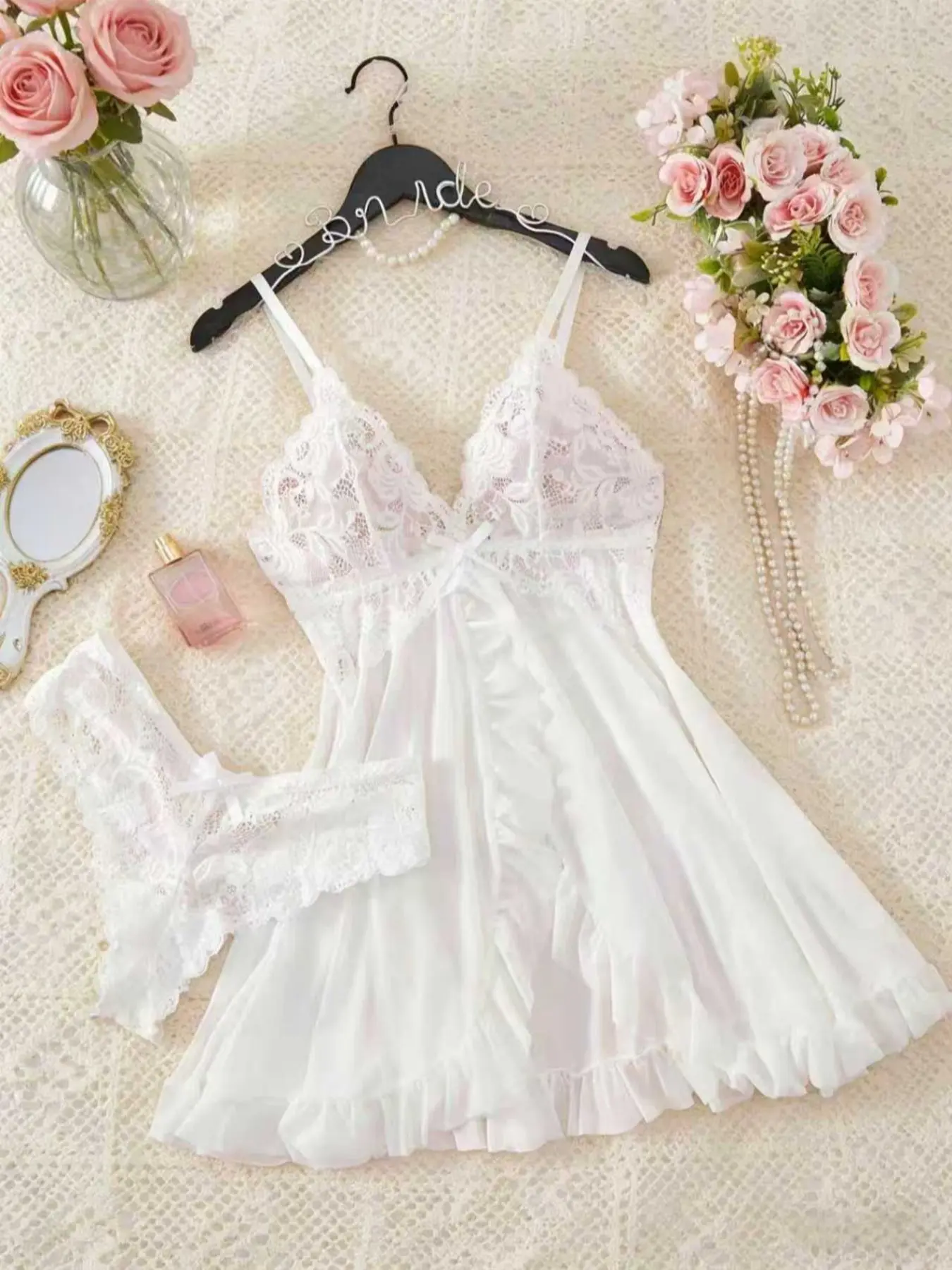 1 Set Women's Feminine, Sexy, Cute, Aesthetic Sleeveless Adjustable Spaghetti Strap Ruffle Trim Cami Nightdress & Bow Decor Panty Set, White Floral Lace See Through Sleepwear, Underwear, Suitable for Valentine's Day Gift, Loungewear