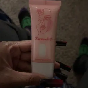 review image 0