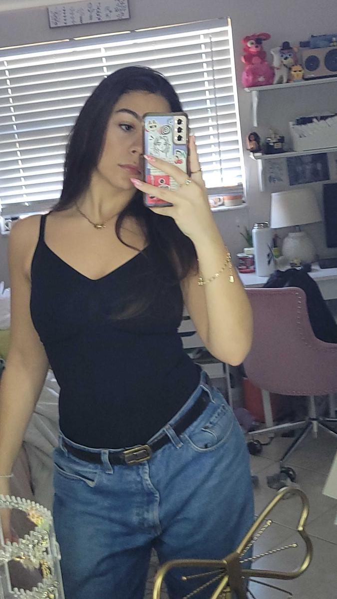 Item: Thinner Strap Black, M/L