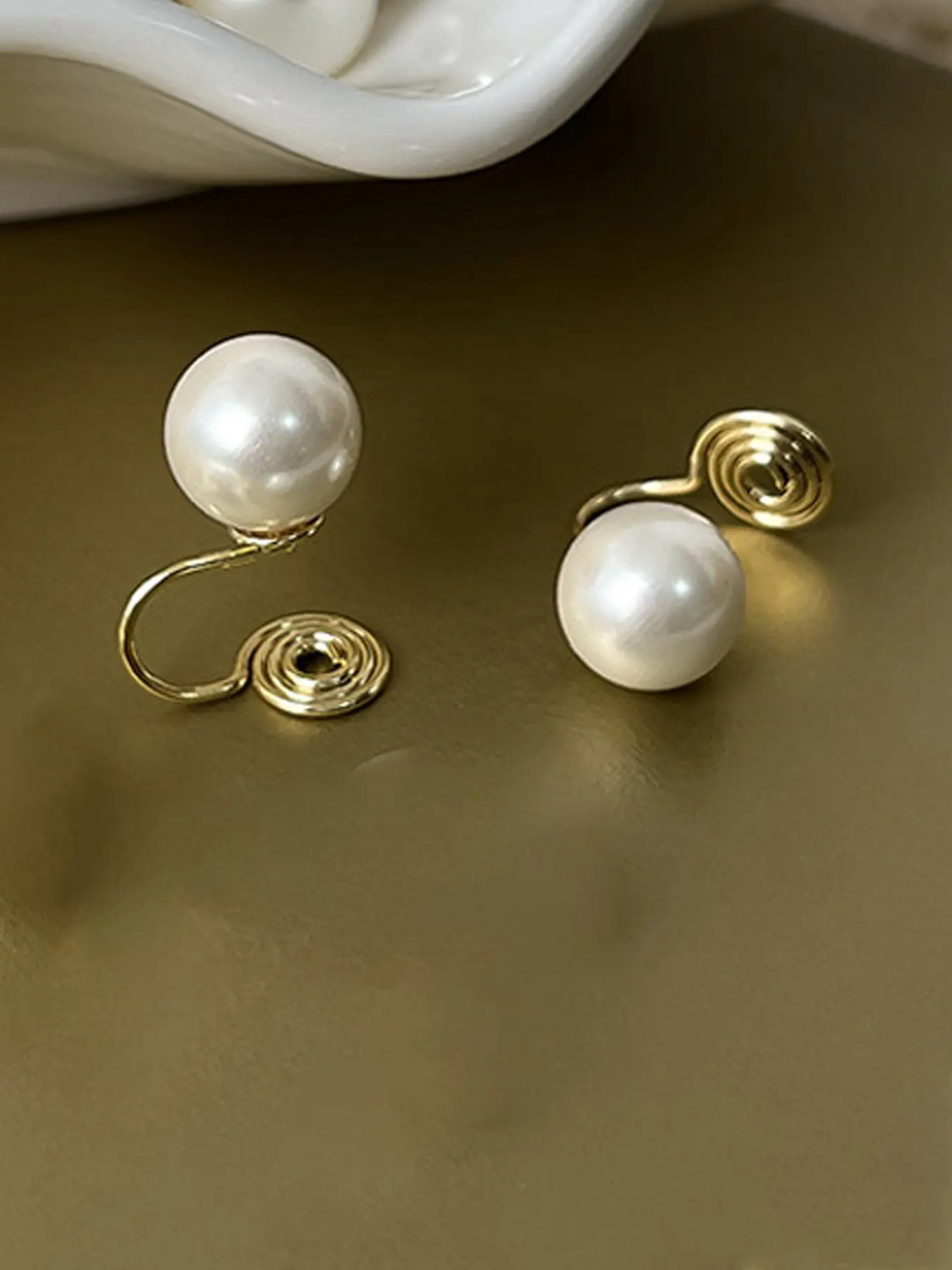 Artifical Pearl Hypoallergenic Fake Diamond Magnetic Earrings Earring Studs Ear Clips for Men Women CZ Magnet Clip On Earrings Stainless Steel Non Pierced Earring Jewelry Faux Pearl Jewelry Fashion Earring High Quality Earrings