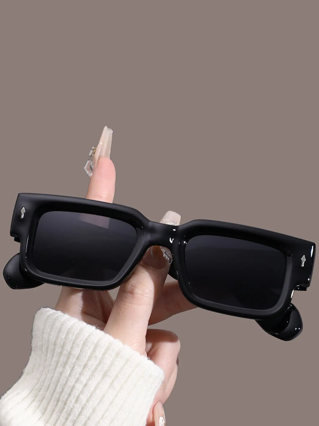 Vintage Square Fashion Glasses, Thick Frame Decorative Eyewear for Men and Women, Perfect for Parties, Unisex Stylish Sunglasses, Decorative Lenses, Vintage Square Shades, All Seasons