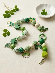 St Patrick's Day Gift Accessories, Clover Lucky Phone Chain Bag Chain Keychain, Party Style, Solid Color, No Choking Hazard, Keychain For Bags