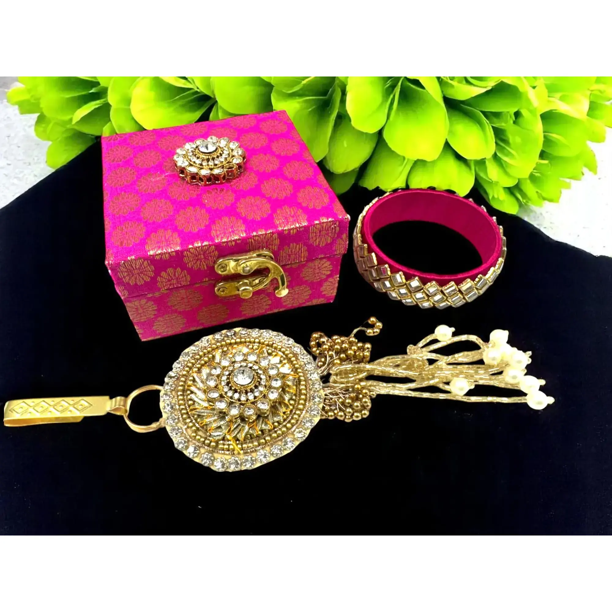 Combo of Kundan Bangle & Satka in Gift Box (Assorted)