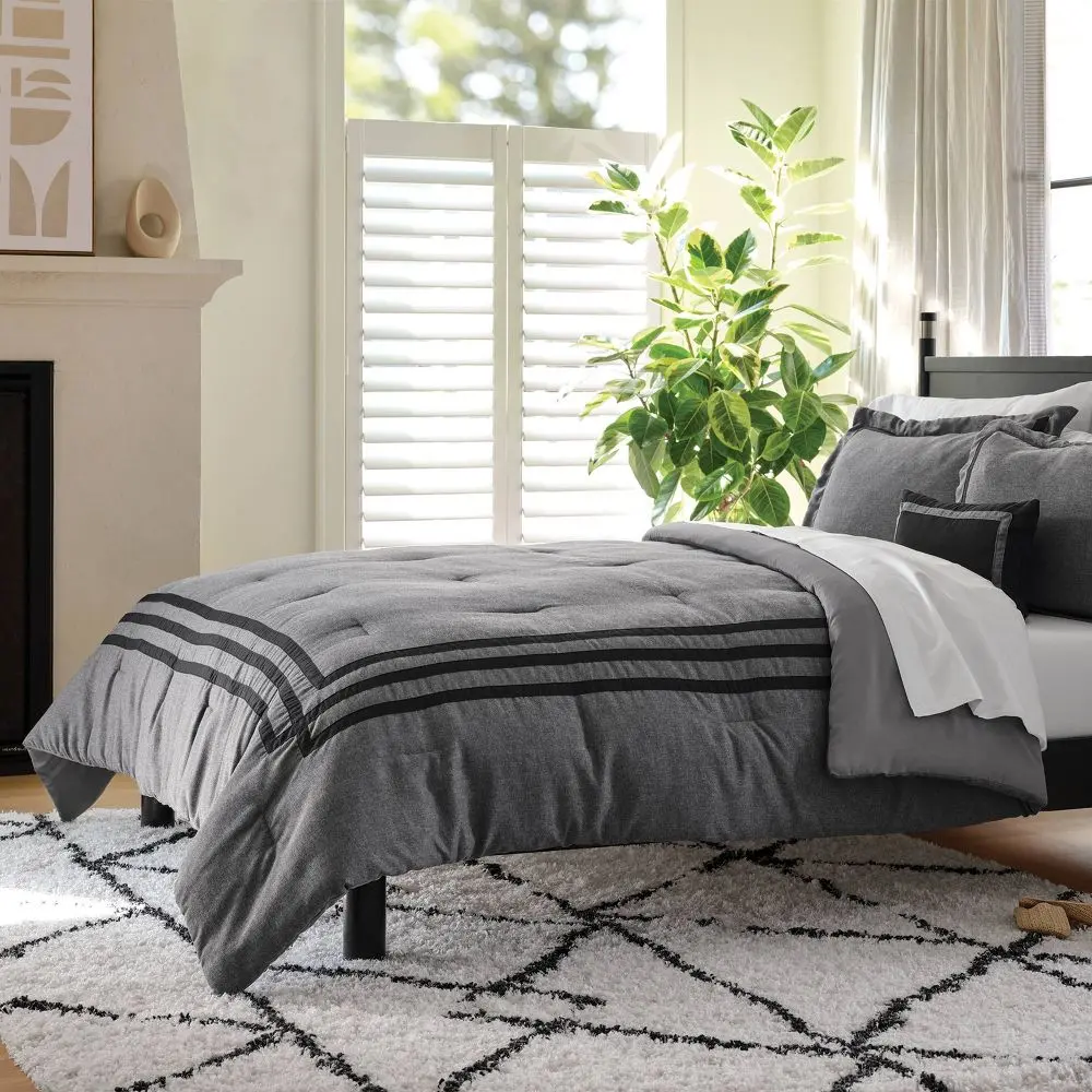 8pc Applique Border Comforter and Sheet Set - Threshold 8pc Applique Border Comforter and Sheet Set - Threshold