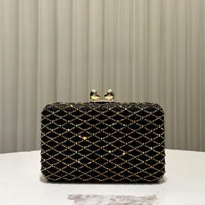 Ladies flash luxury rhinestone decoration dinner bag box bag fashion temperament elegant clutch bag bridal bag