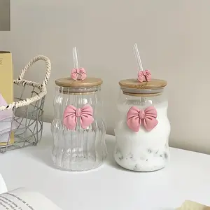 Bow-Shaped Glasses, Arched Glasses, Vintage Drinking Glassware, Wavy Cocktail Glasses, Iced Coffee Glasses, with Lids and Glass Straws, Perfect for Serving Fruit Smoothies, Iced Tea, and Non-Alcoholic Cocktails.