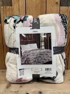 QUEEN Western Blankets!
