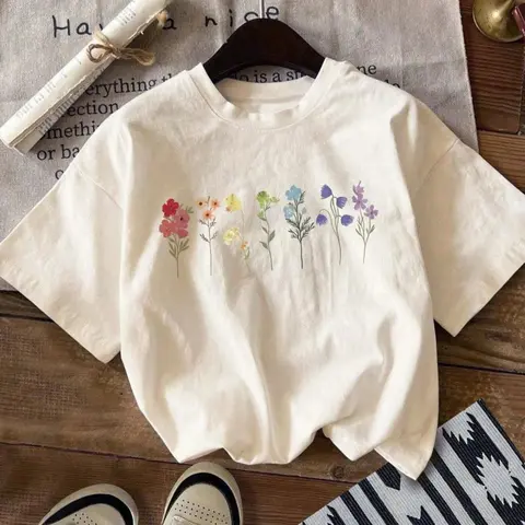 Retro Rainbow Wildflower Botanical Graphic T-Shirt, Vintage Boho Colorful Floral Print Oversized Crew Neck Tee, Women's Short Sleeve Streetwear Cotton Top, Trendy Cottagecore Aesthetic Shirt for Plant Lovers, Nature Enthusiasts and Casual Outfit Fans
