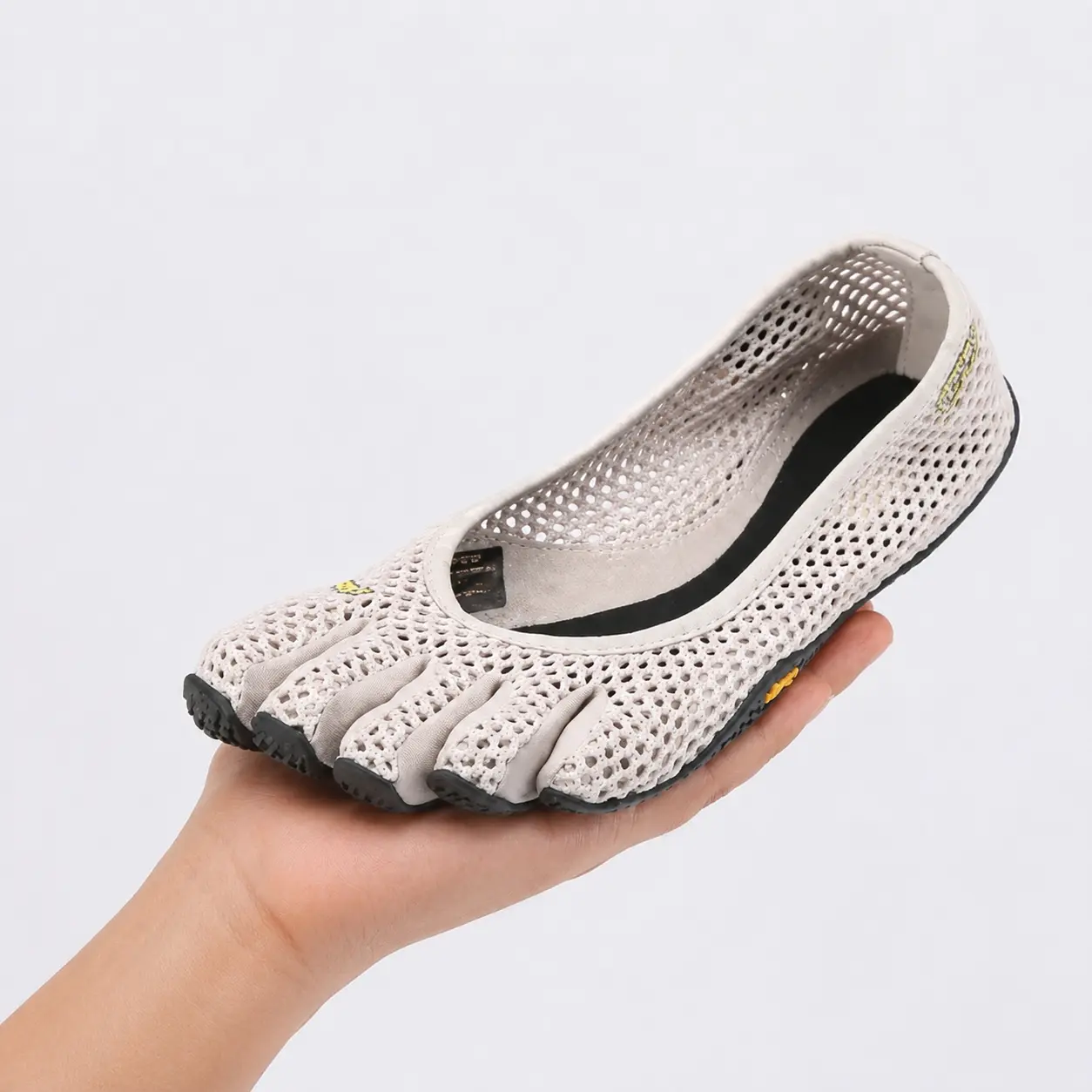 Quick Dry Five Toe Water Shoes Non Slip Flexible Barefoot Shoes for Swimming Surfing Diving Beach Walking and Sports