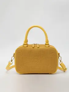 Cute Winnie the Pooh Crossbody Bag, Textured Handbag with Strap, Adorable Healing Style, Versatile Shoulder & Carry Option