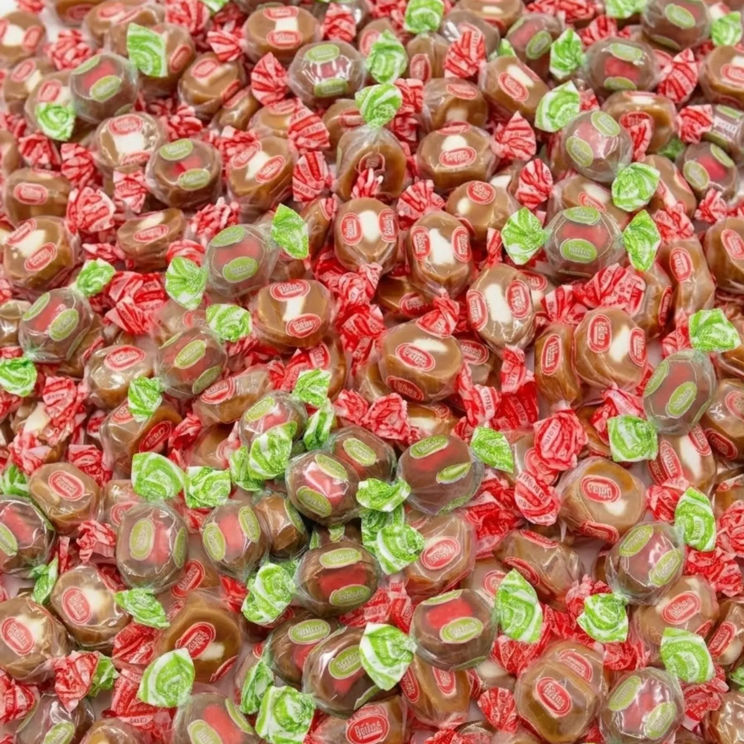 Goetze's Caramel Creams 1lb Mix - Original Vanilla & Caramel Apple Bulls-Eyes - Nostalgic Chewy Candy Bulk Bag - 16oz Sweet Treat Bundle - Made in USA - Fruit Snack