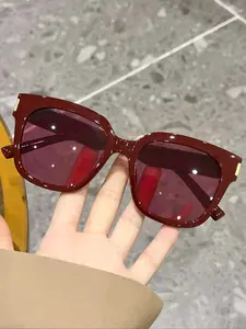 Women's Wine Square Frame Sunglasses, Fashionable Beach Accessories, Summer Style Eyewear, Stylish Sun Protection Glasses, PC Material