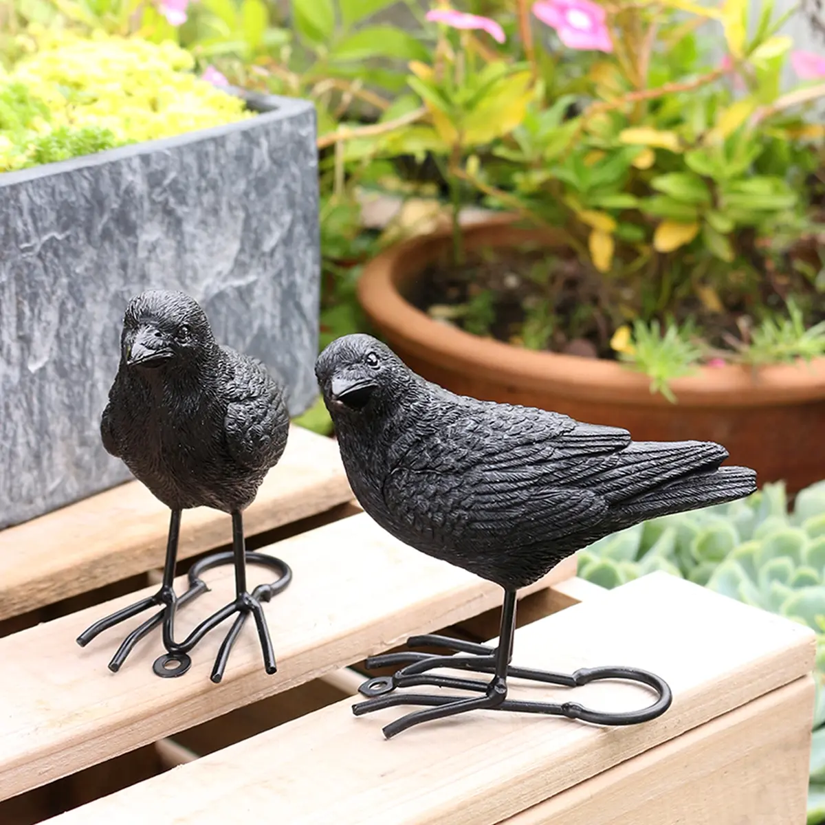 Realistic Crow Resin Decorative Crafts Set, Gothic Raven Statue, Outdoor Garden Decorations, Garden Sculptures And Decor, Perfect for Various Occasions, Durable Animal Figurines, Home Yard Ornaments