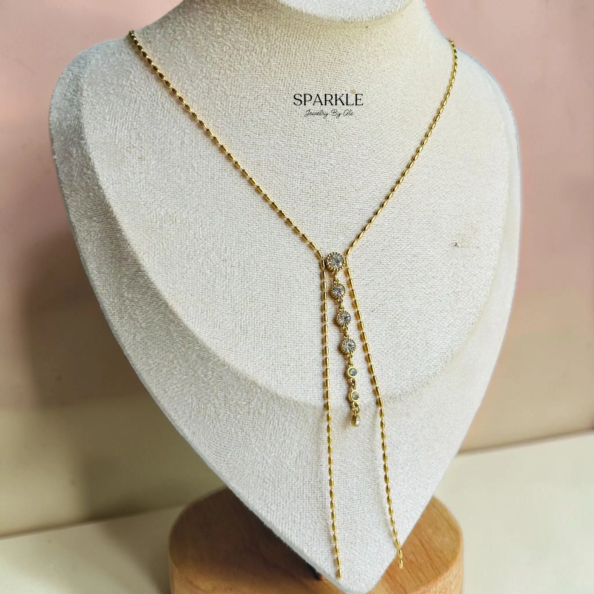 Isla Lariat Necklace | Stainless Steel 18k gold plated | 17”+2” extension 
