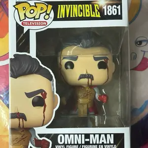 Funko Pop! Television Invincible 1861 Omni-Man Vinyl Figure with Protector Collectible