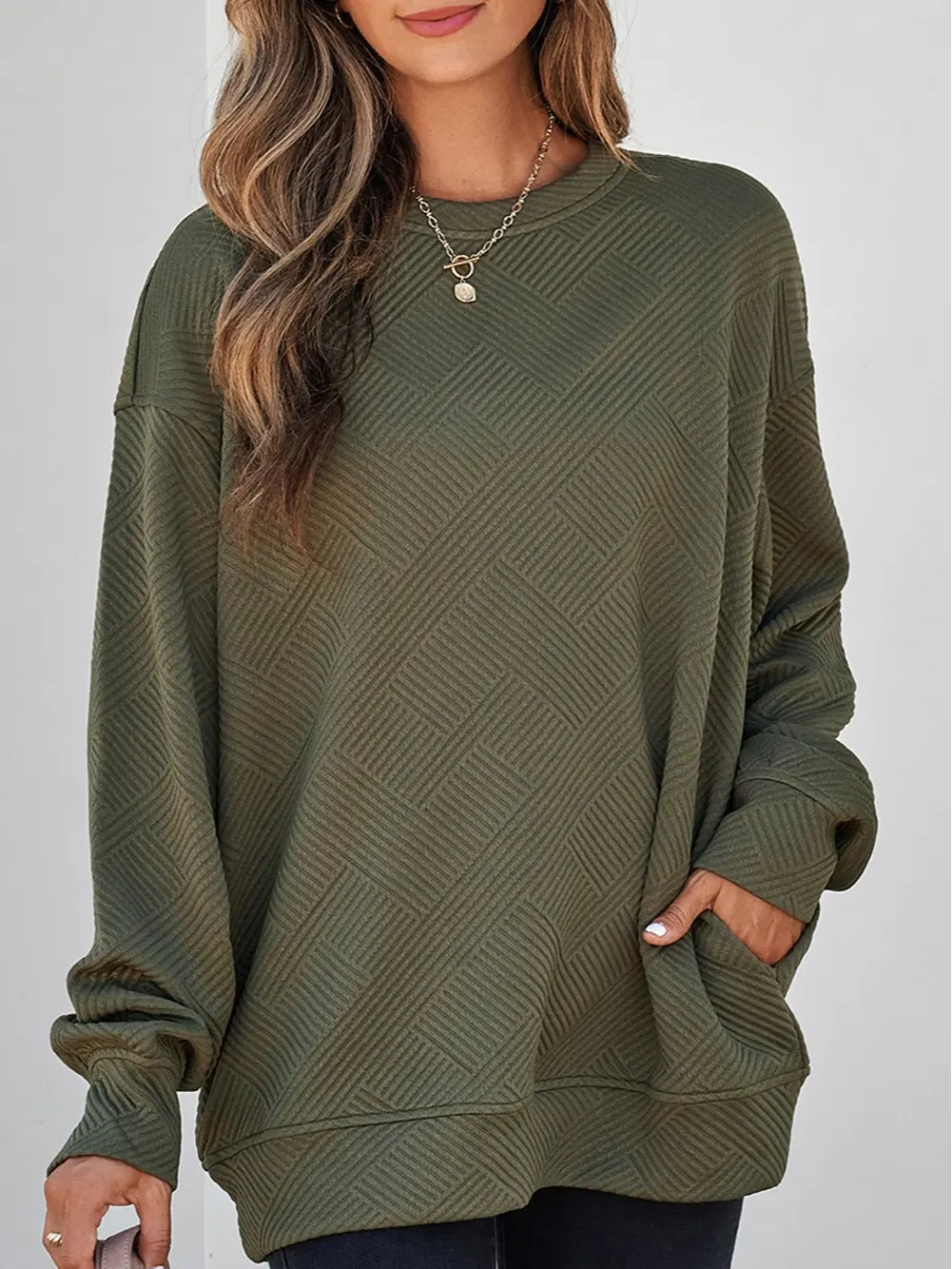 Women's Oversized Crew Neck Sweatshirt Textured Quilted Long Sleeve Pullover with Pockets