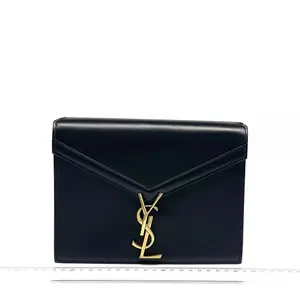 Pre-owned Yves Saint Laurent leather Shoulder Bags Saint Laurent Cassandra Shoulder Bag