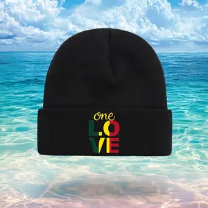 S&T Unisex Rasta Style Heart Knit Hat - Featuring Rasta Colors and Iconic Reggae Symbols, Warm Elastic Casual Hat, Suitable for Christmas, Festivals, and Everyday Wear All Year Round